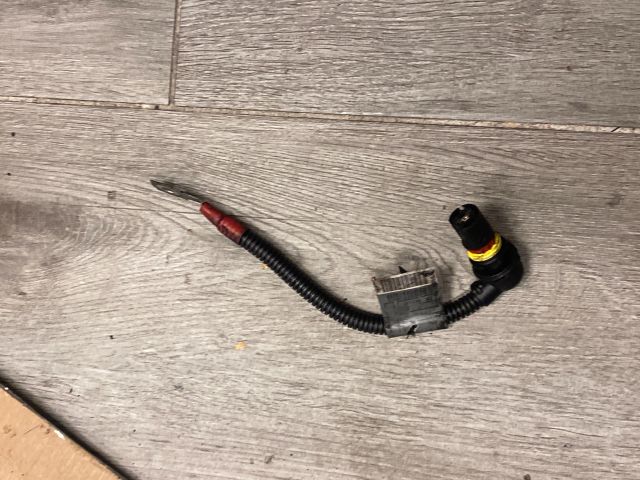 bontott BMW 1 Izzító Relé