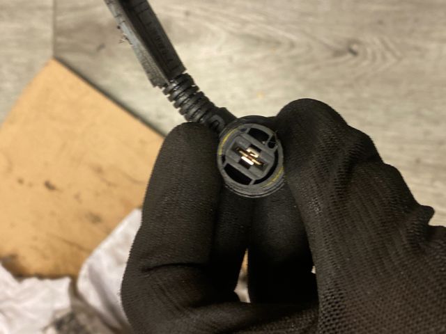 bontott BMW 1 Izzító Relé