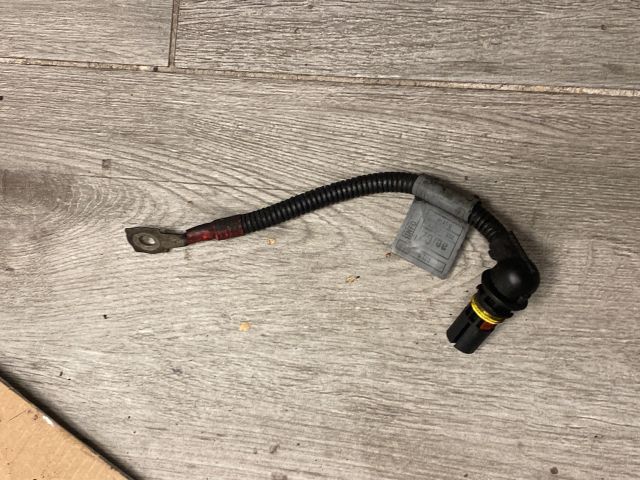 bontott BMW 1 Izzító Relé