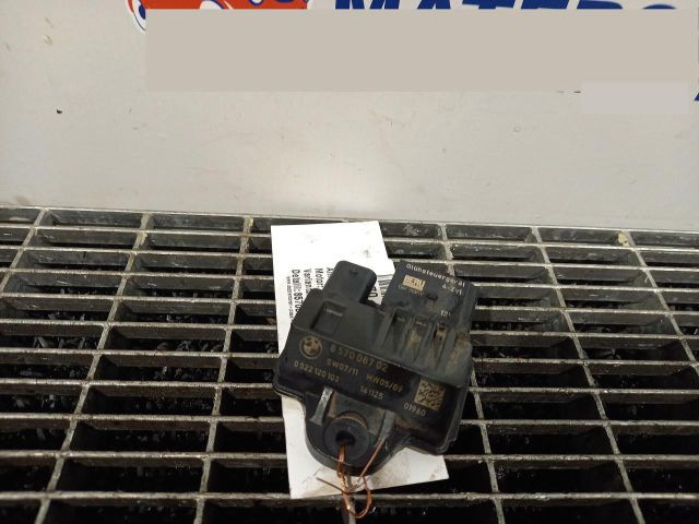 bontott BMW 1 Izzító Relé