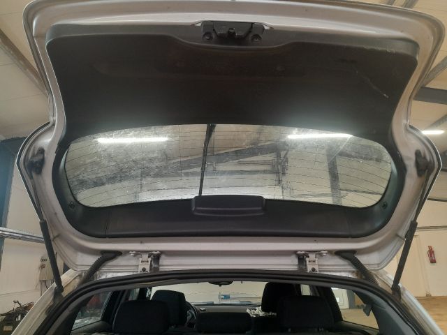 bontott BMW 1 Jobb B Oszlop Burkolat