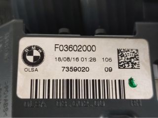 bontott BMW 1 Jobb Belső Hátsó Lámpa