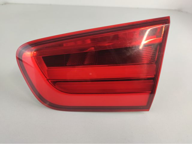 bontott BMW 1 Jobb Belső Hátsó Lámpa