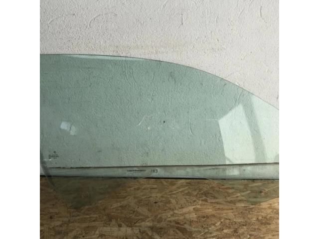 bontott BMW 1 Jobb első Ablak