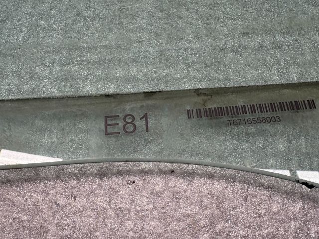 bontott BMW 1 Jobb első Ablak