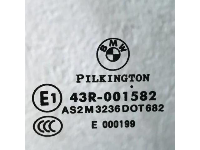 bontott BMW 1 Jobb első Ablak