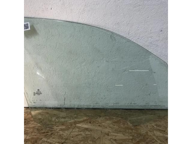 bontott BMW 1 Jobb első Ablak