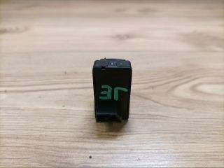 bontott BMW 1 Jobb első Ablakemelő Kapcsoló