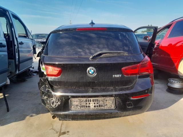 bontott BMW 1 Jobb első Ablakemelő Kapcsoló