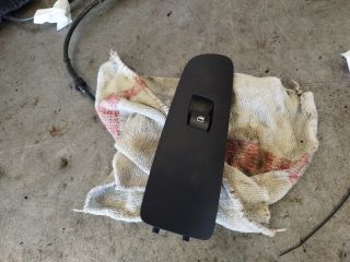 bontott BMW 1 Jobb első Ablakemelő Kapcsoló