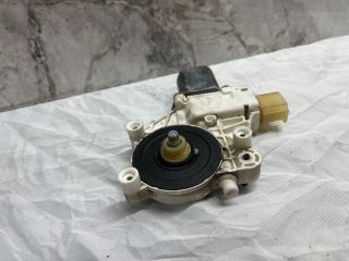 bontott BMW 1 Jobb első Ablakemelő Motor