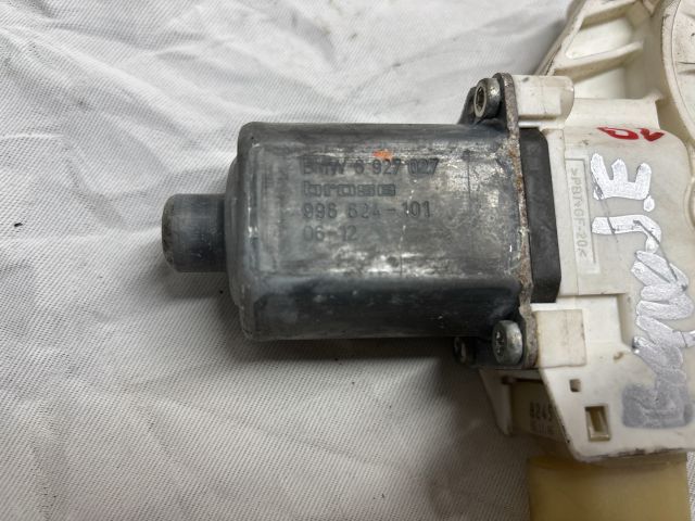 bontott BMW 1 Jobb első Ablakemelő Motor