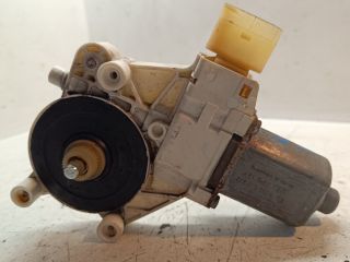 bontott BMW 1 Jobb első Ablakemelő Motor