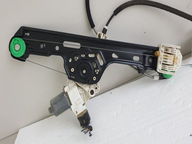 bontott BMW 1 Jobb első Ablakemelő Szerkezet (Elektromos)