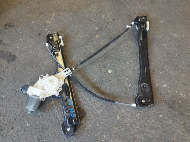 bontott BMW 1 Jobb első Ablakemelő Szerkezet (Elektromos)