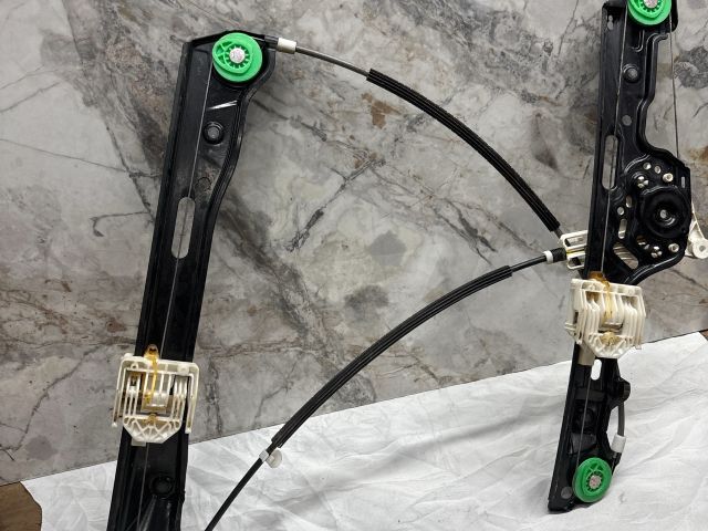 bontott BMW 1 Jobb első Ablakemelő Szerkezet (Elektromos)