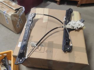 bontott BMW 1 Jobb első Ablakemelő Szerkezet (Elektromos)