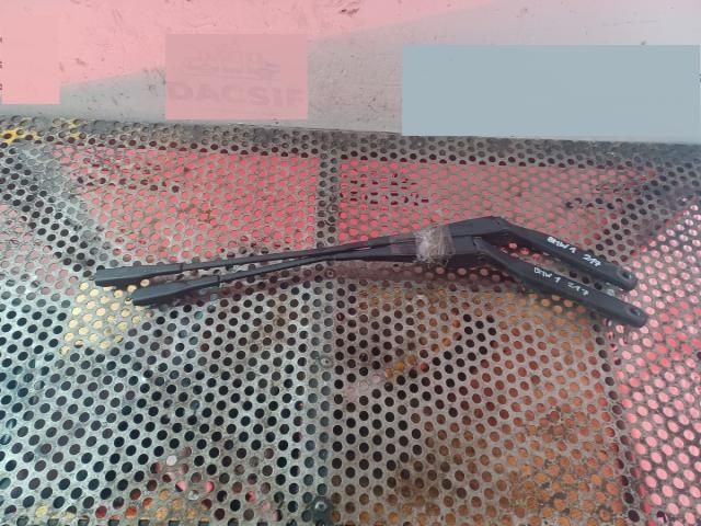 bontott BMW 1 Jobb első Ablaktörlő Kar