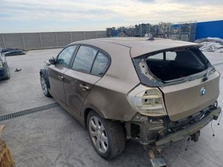 bontott BMW 1 Jobb első Ablaktörlő Kar