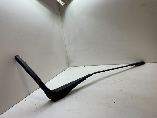 bontott BMW 1 Jobb első Ablaktörlő Kar