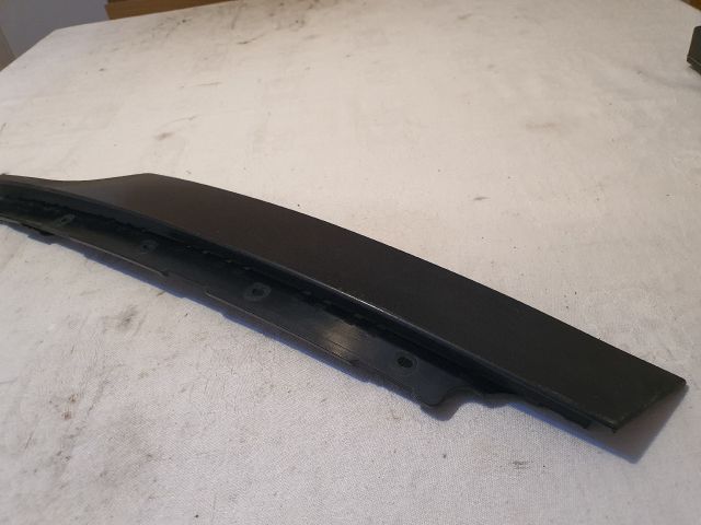 bontott BMW 1 Jobb első Ajtó Díszléc