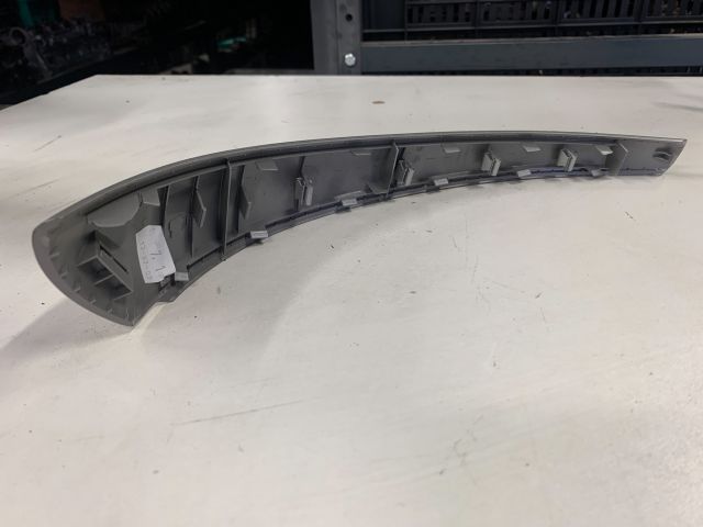 bontott BMW 1 Jobb első Ajtó Kárpit Díszléc