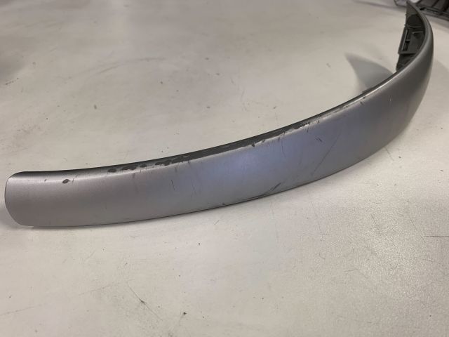 bontott BMW 1 Jobb első Ajtó Kárpit Díszléc