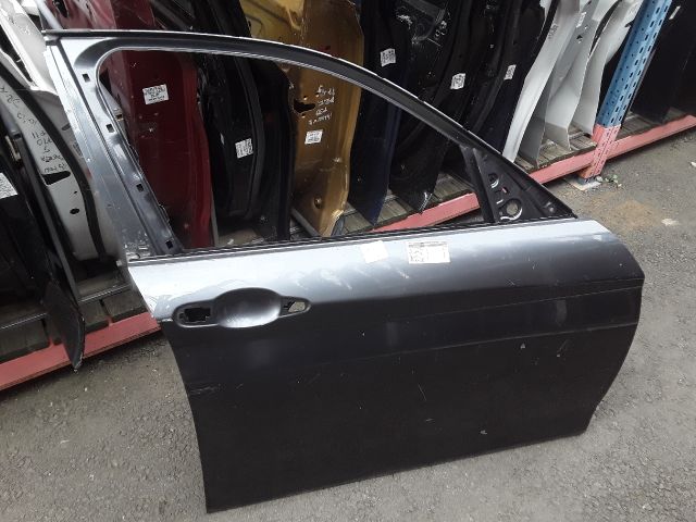 bontott BMW 1 Jobb első Ajtó (Üres lemez)