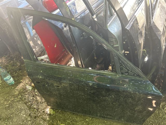 bontott BMW 1 Jobb első Ajtó (Üres lemez)