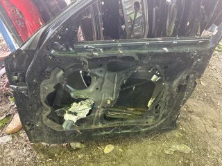 bontott BMW 1 Jobb első Ajtó (Üres lemez)