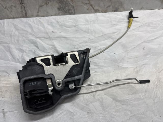 bontott BMW 1 Jobb első Ajtózár