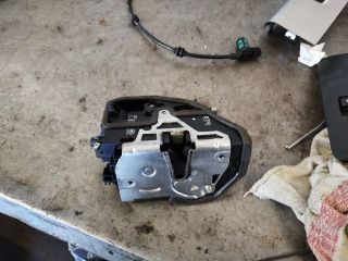 bontott BMW 1 Jobb első Ajtózár