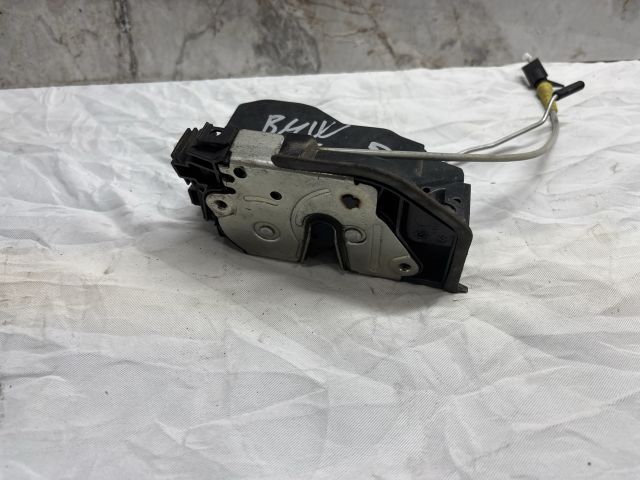 bontott BMW 1 Jobb első Ajtózár