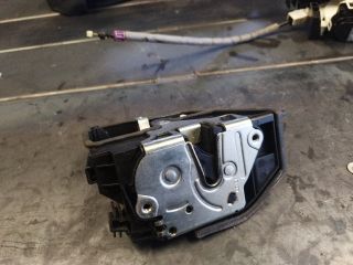 bontott BMW 1 Jobb első Ajtózár