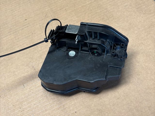 bontott BMW 1 Jobb első Ajtózár