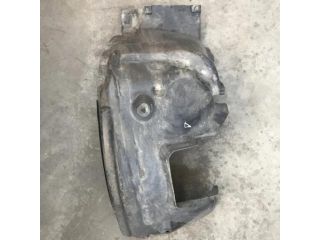 bontott BMW 1 Jobb első Dobbetét (Kerékjárati, Műanyag)