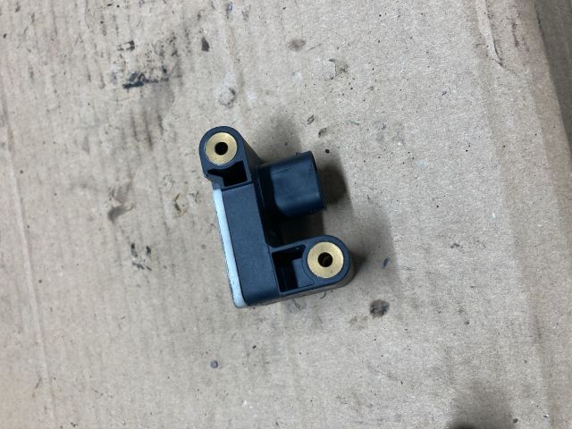 bontott BMW 1 Jobb első Oldal Ütközés Érzékelő