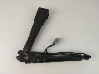 bontott BMW 1 Jobb első Övfeszítő