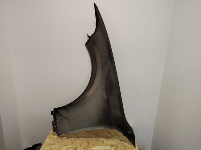 bontott BMW 1 Jobb első Sárvédő