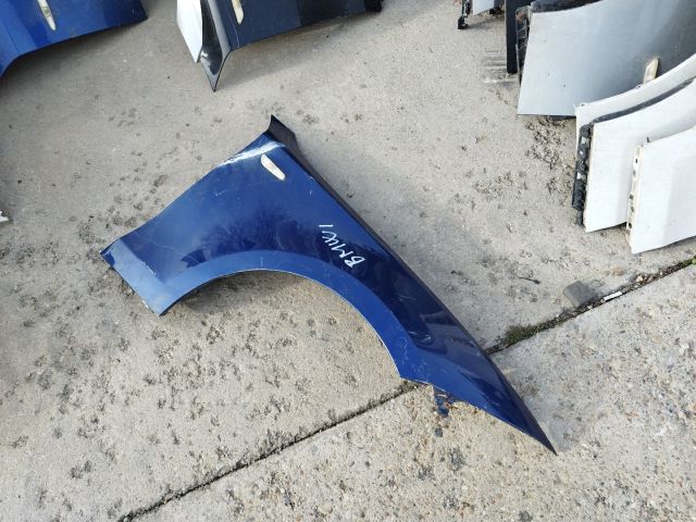 bontott BMW 1 Jobb első Sárvédő