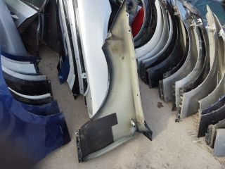 bontott BMW 1 Jobb első Sárvédő