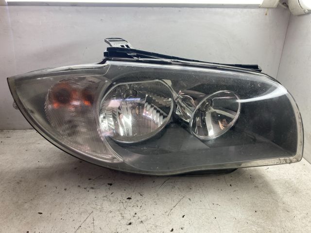 bontott BMW 1 Jobb Fényszóró
