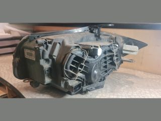 bontott BMW 1 Jobb Fényszóró