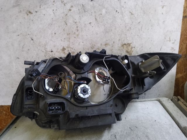 bontott BMW 1 Jobb Fényszóró