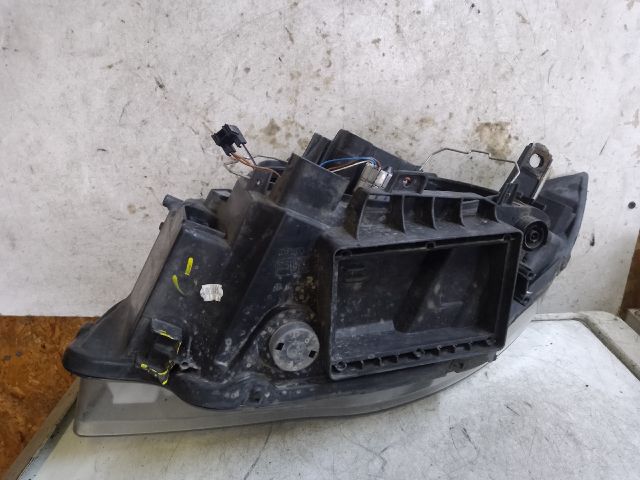 bontott BMW 1 Jobb Fényszóró