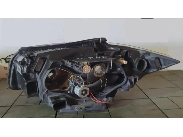 bontott BMW 1 Jobb Fényszóró