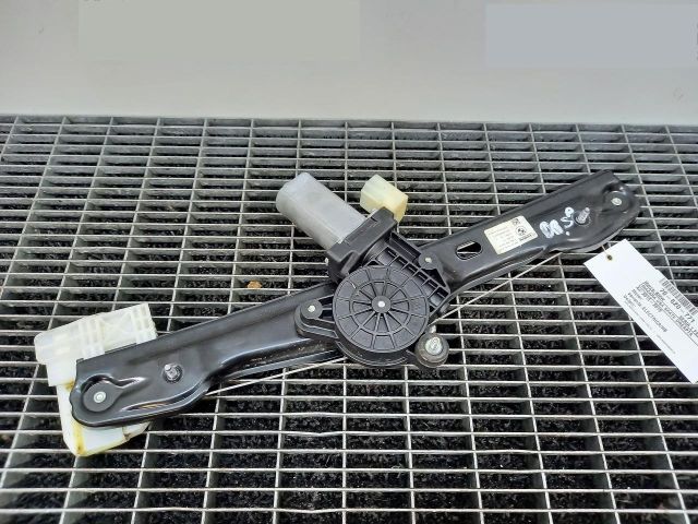 bontott BMW 1 Jobb hátsó Ablakemelő Szerkezet (Elektromos)