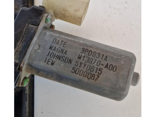 bontott BMW 1 Jobb hátsó Ablakemelő Szerkezet (Elektromos)