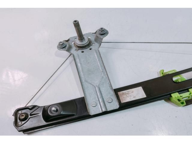 bontott BMW 1 Jobb hátsó Ablakemelő Szerkezet (Elektromos)