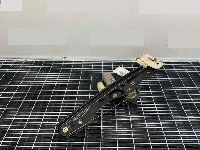 bontott BMW 1 Jobb hátsó Ablakemelő Szerkezet (Elektromos)